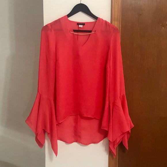 VENUS Tops - Venus long sleeve flare sleeves blouse